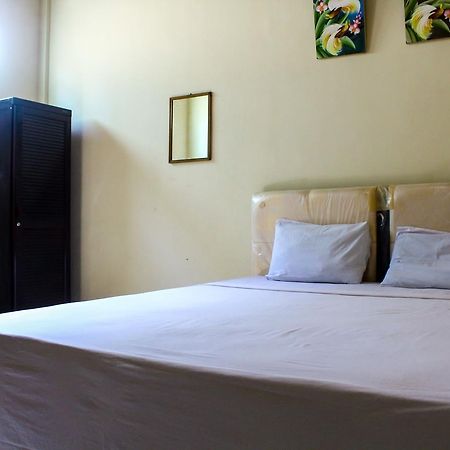 Lolo Beach Inn Legian Dış mekan fotoğraf