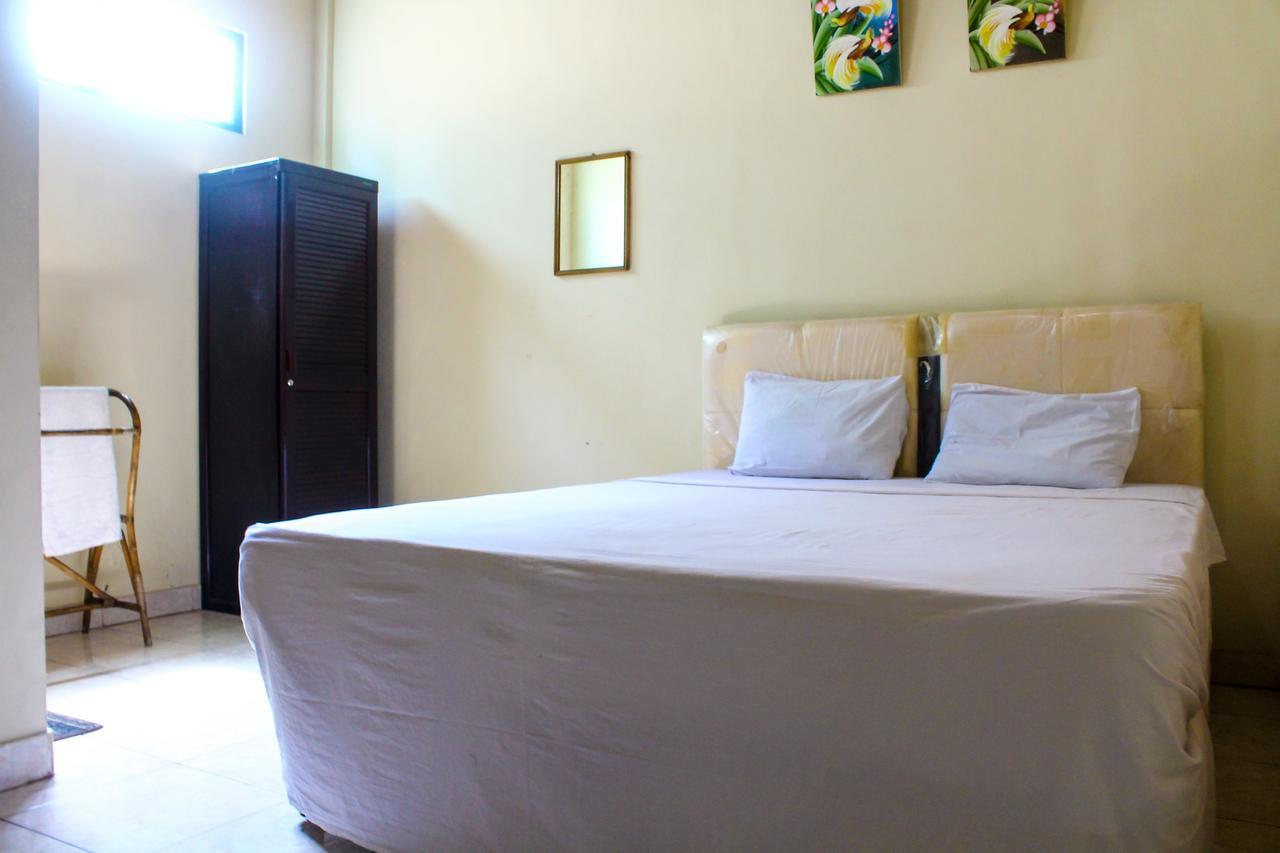 Lolo Beach Inn Legian Dış mekan fotoğraf