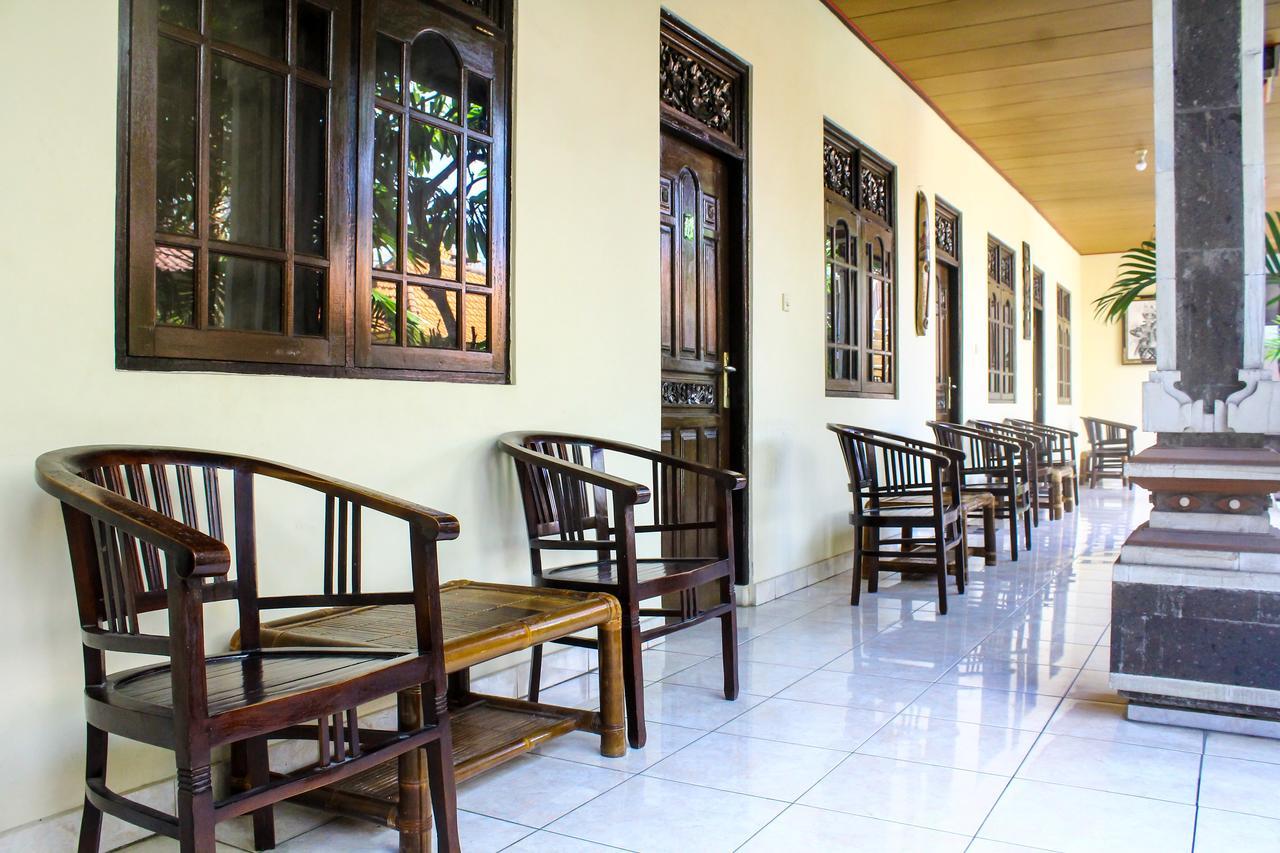 Lolo Beach Inn Legian Dış mekan fotoğraf